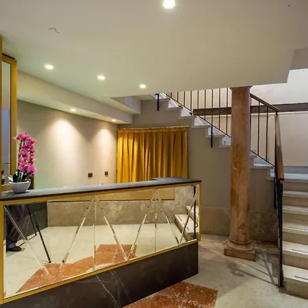 Cavanella Pensión 3*