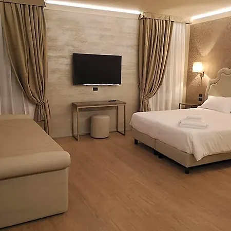 Cavanella 3*