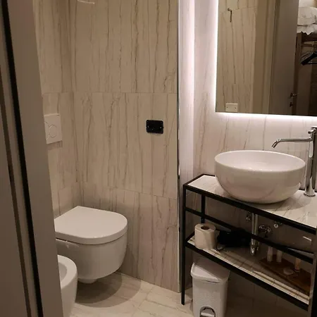 Cavanella 3*