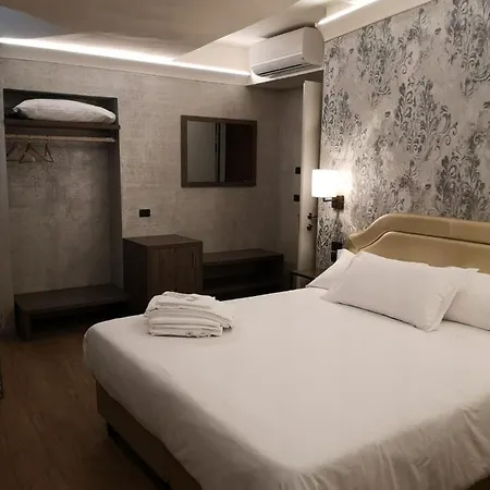 Cavanella 3* Венеция